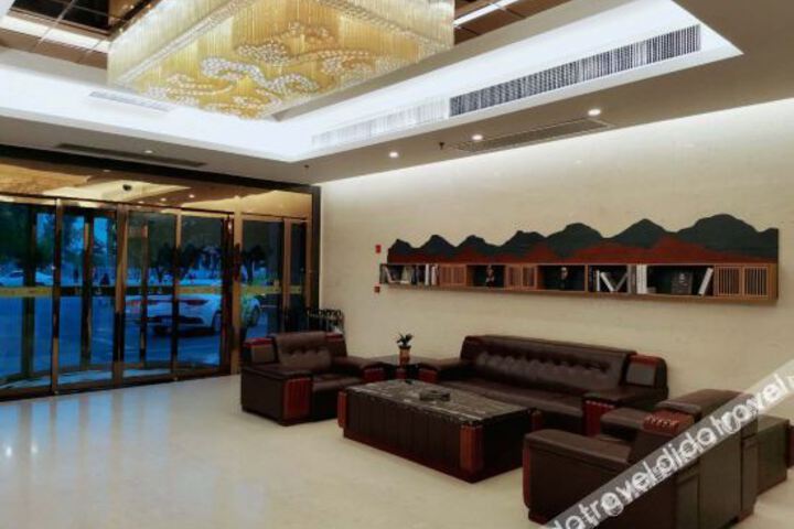 Hotel Interior 15 of 47