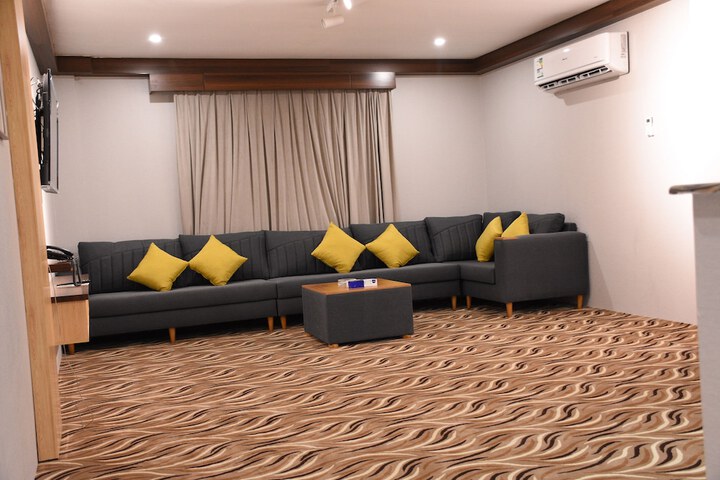 Room 27 of 60