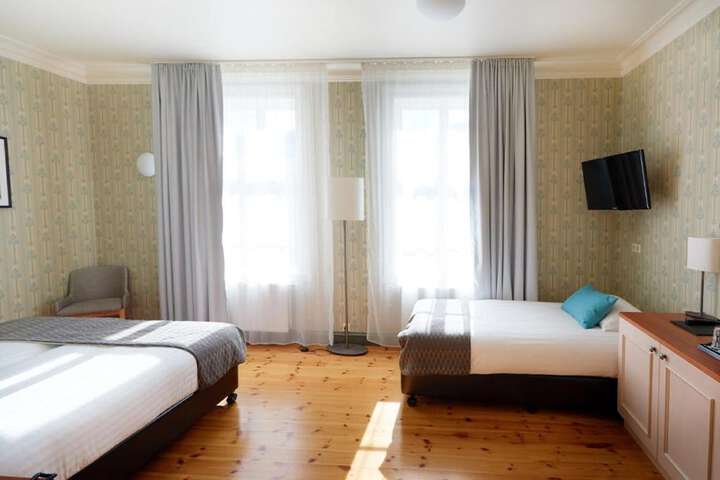 Room 13 of 53