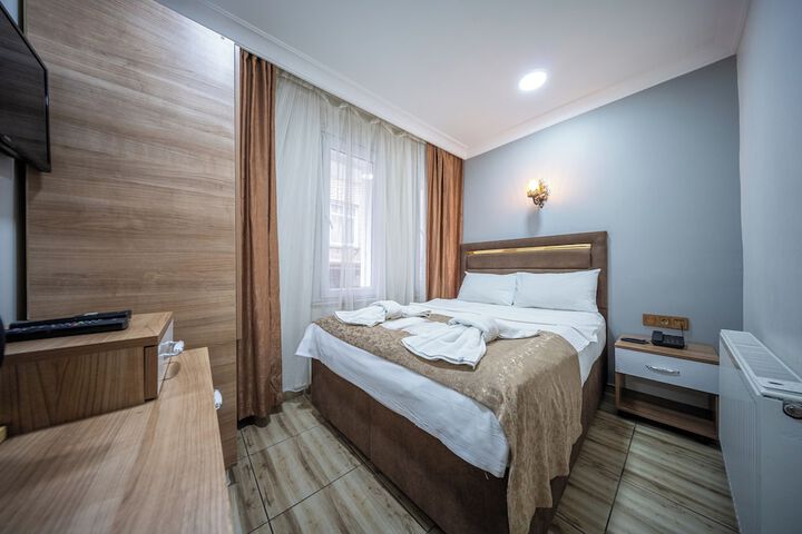 Room 10 of 59