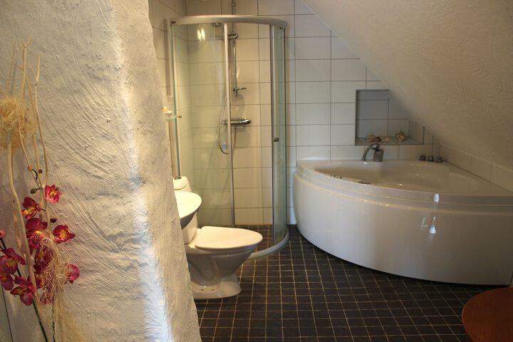 Room 19 of 52