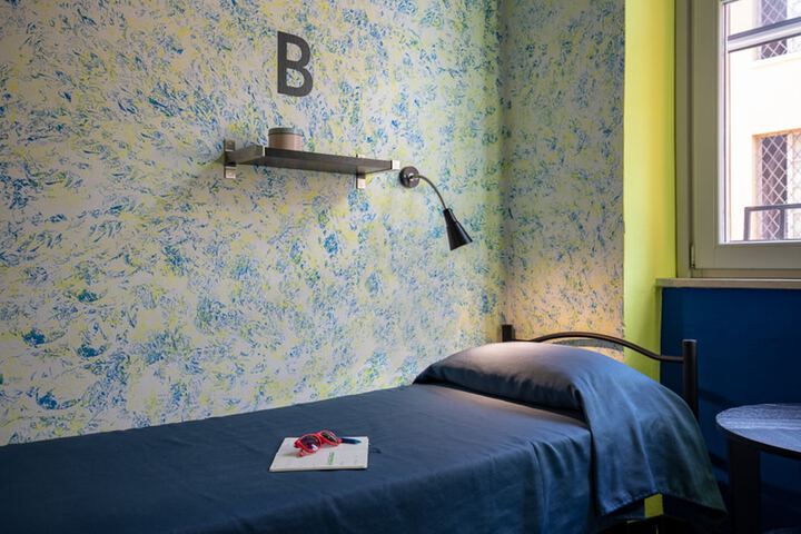 Room 18 of 62