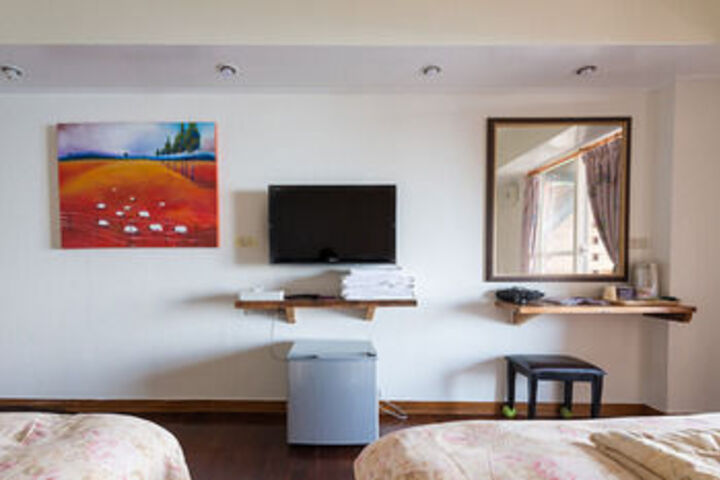 Room 15 of 65