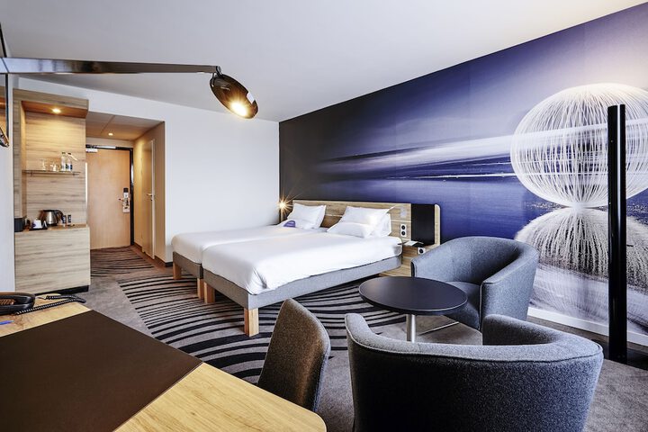 Room 6 of 78