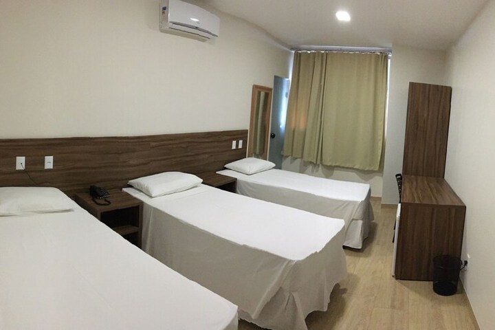 Room 21 of 50