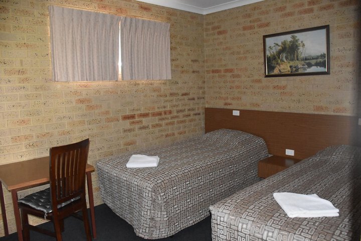 Room 6 of 41