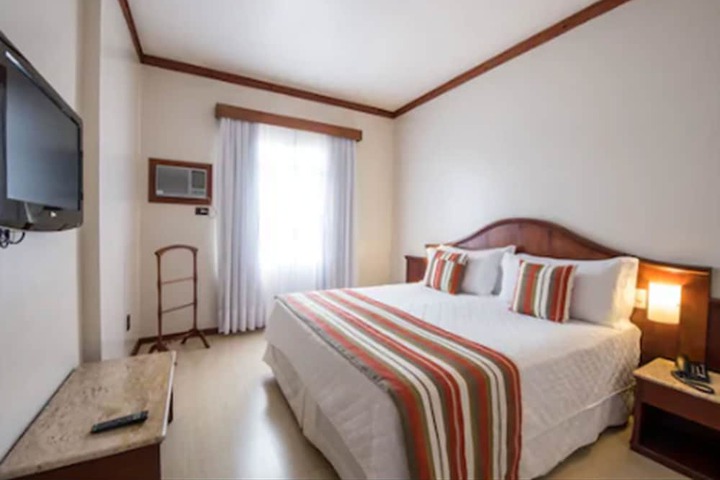 Room 15 of 51