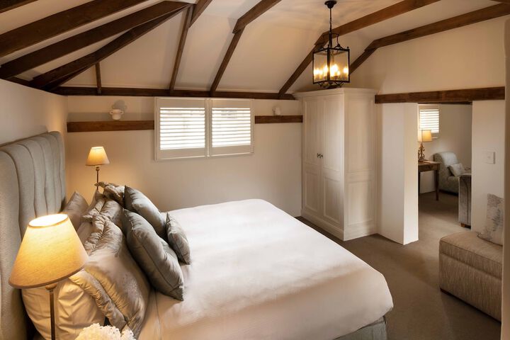 Room 8 of 43