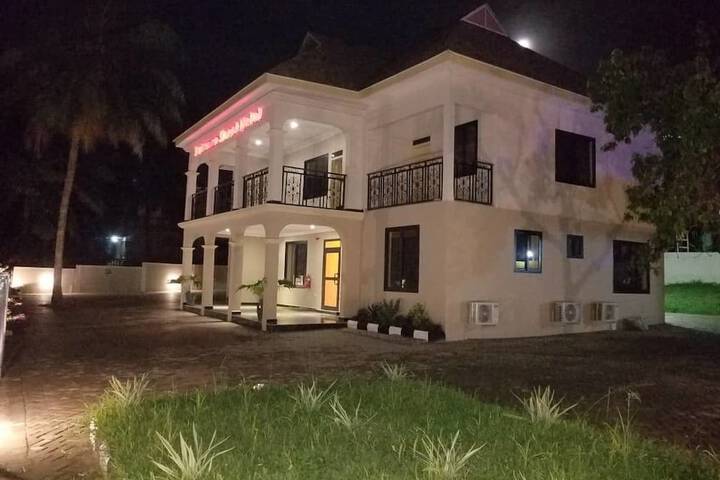Balance Sheet Hotel