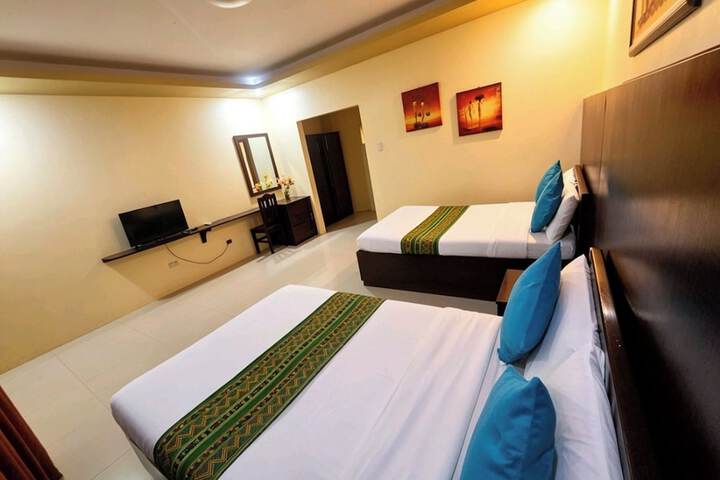 Room 3 of 33