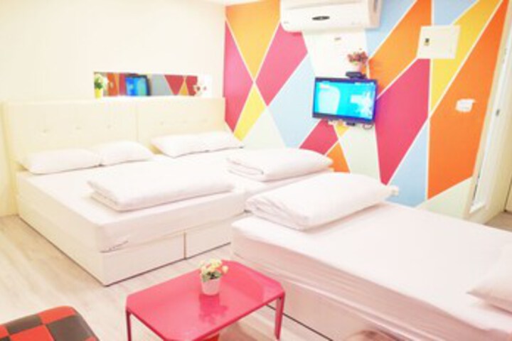 Room 27 of 44