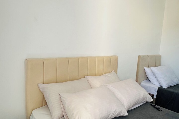 Room 15 of 54