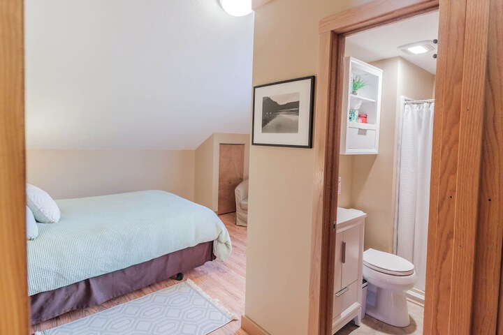 Room 40 of 115