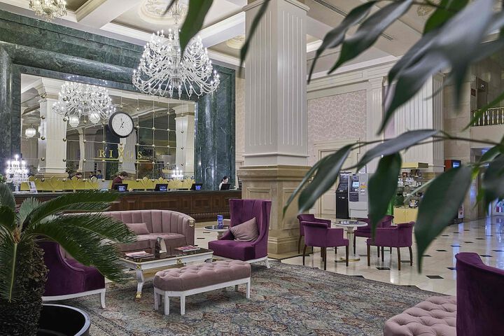 Hotel 115 of 120