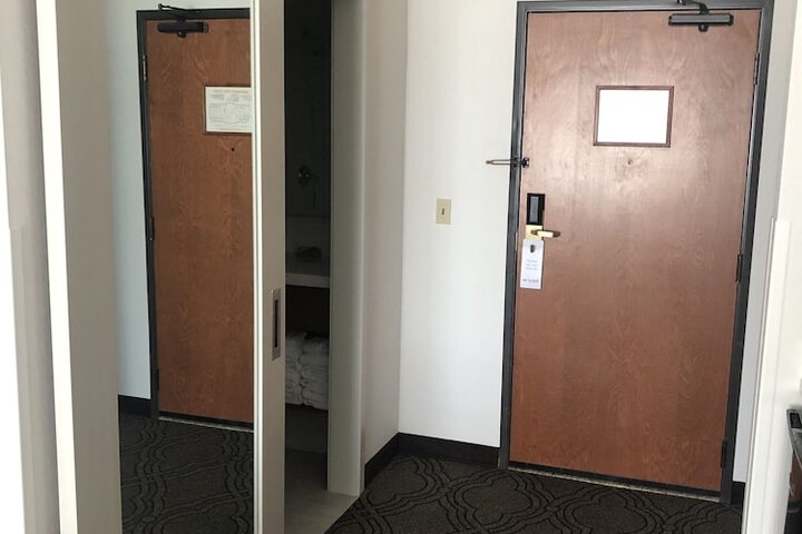 Room 31 of 53