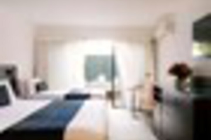 Room 20 of 69