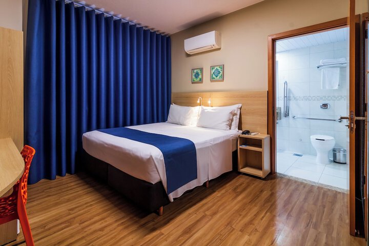 Room 38 of 102