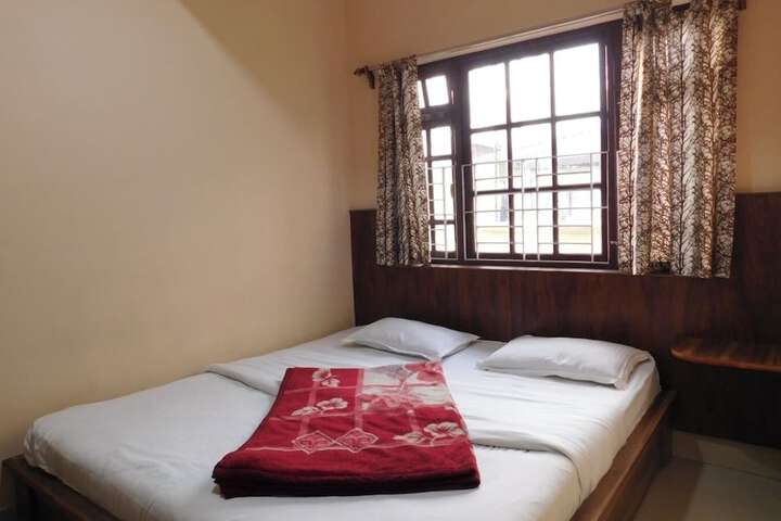 Room 12 of 22