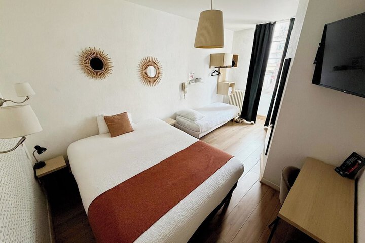 Contact Hôtel les Platanes Villeneuve sur Lot Centre in Villeneuve-sur-Lot
