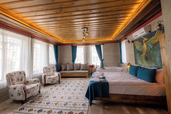 Room 4 of 135