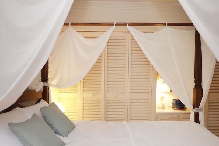 Room 30 of 109