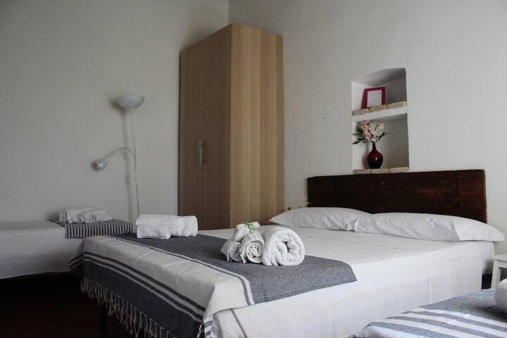 Room 19 of 49