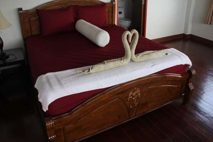 Room 3 of 26
