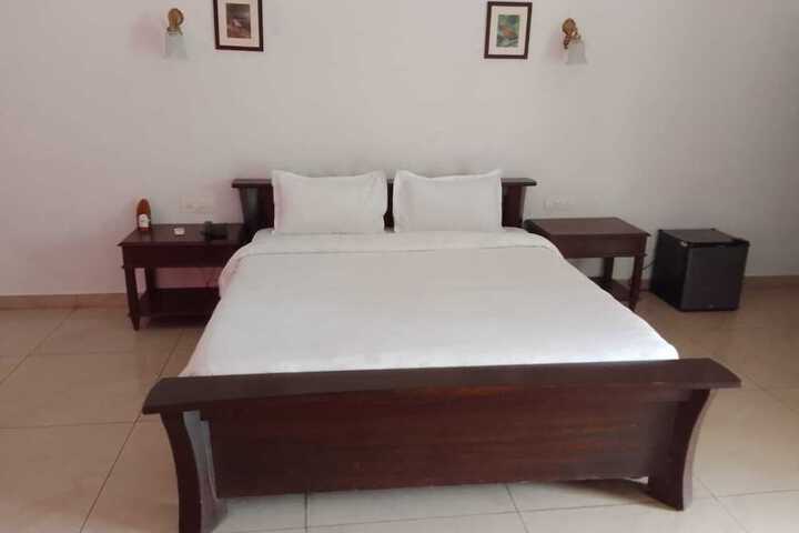 Vanvasa Resort