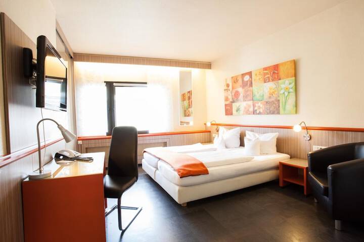 Room 18 of 57