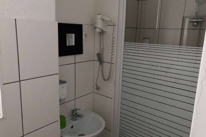 Room 29 of 62