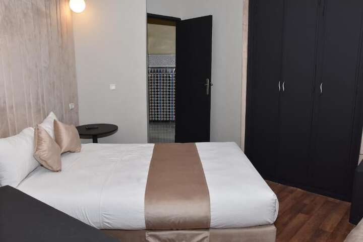 Room 13 of 48