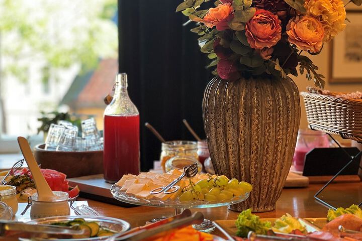 Dining 46 of 71