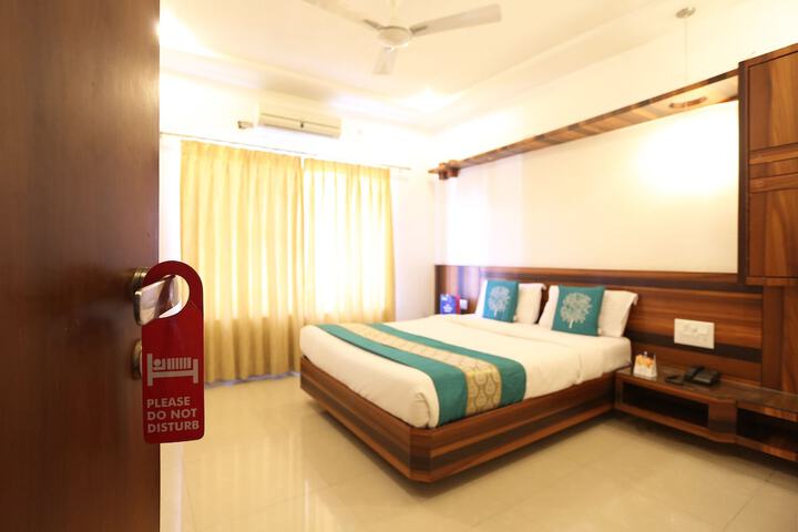 Room 6 of 19