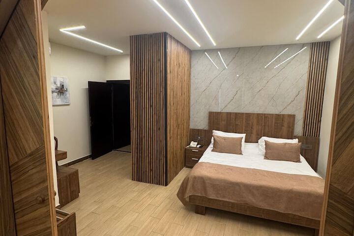 Room 59 of 119