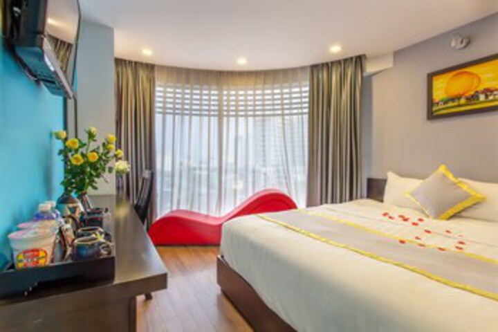Room 70 of 94