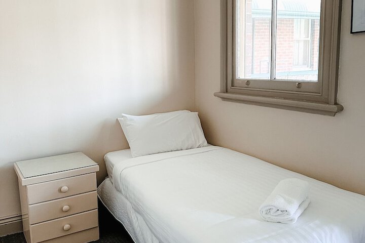 Room 7 of 22