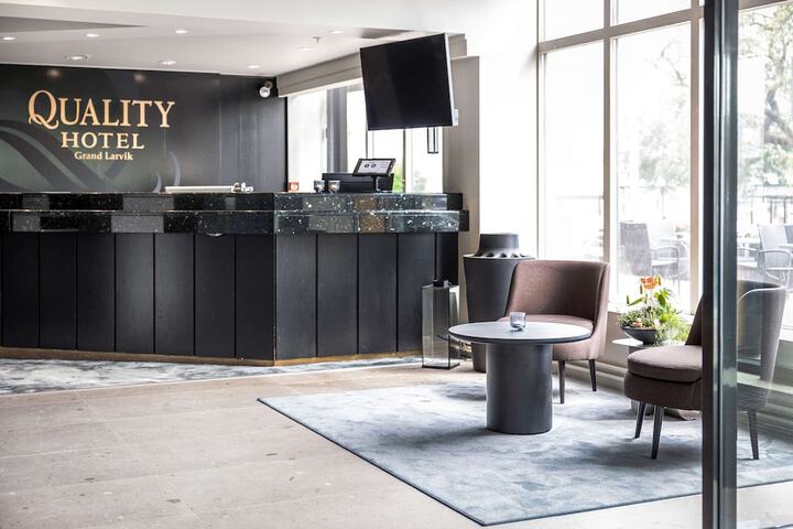 Guest Lobby