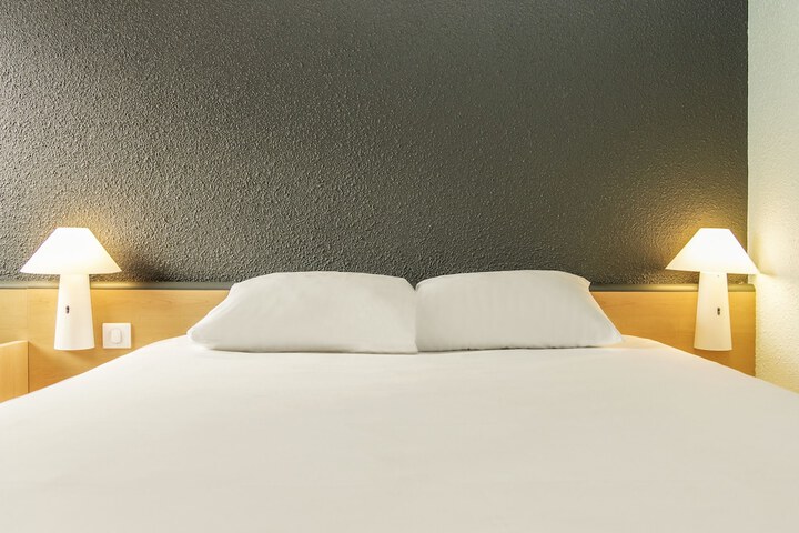 Room 4 of 29