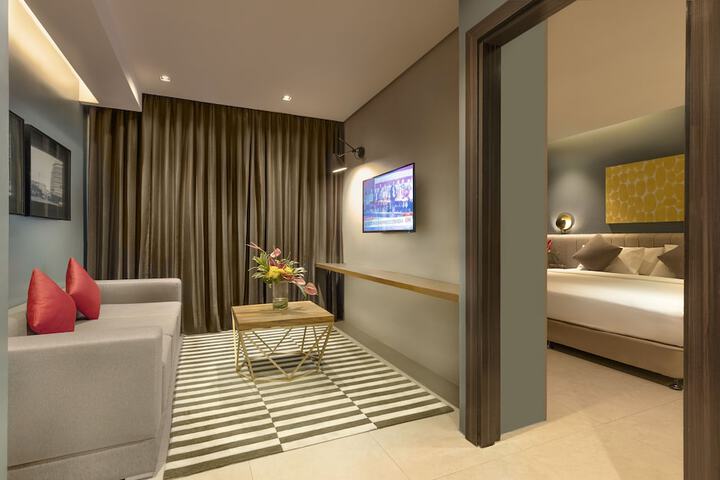 Room 72 of 156