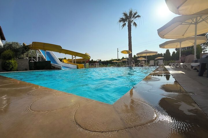 Pool 35 of 58