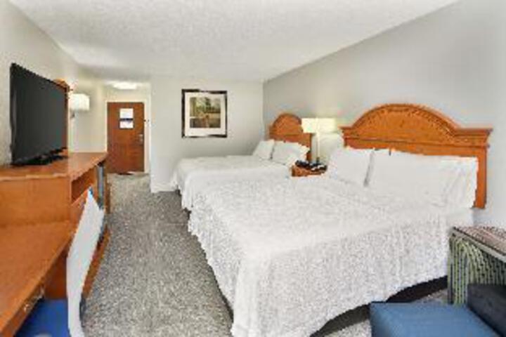 Room 35 of 39