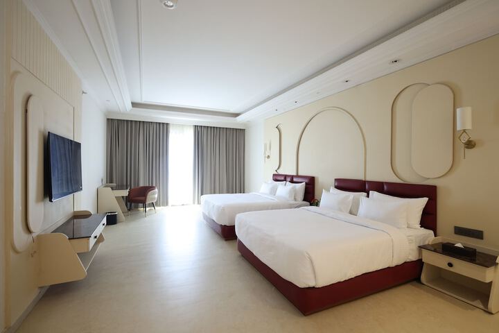Room 9 of 43