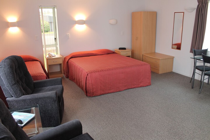 Room 28 of 51