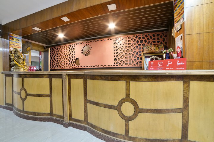 OYO 16533 Hotel Sudarshan