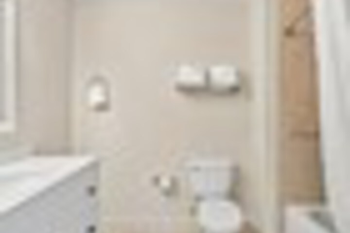 Room 284 of 444