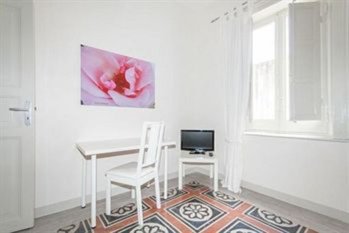 Room 65 of 71