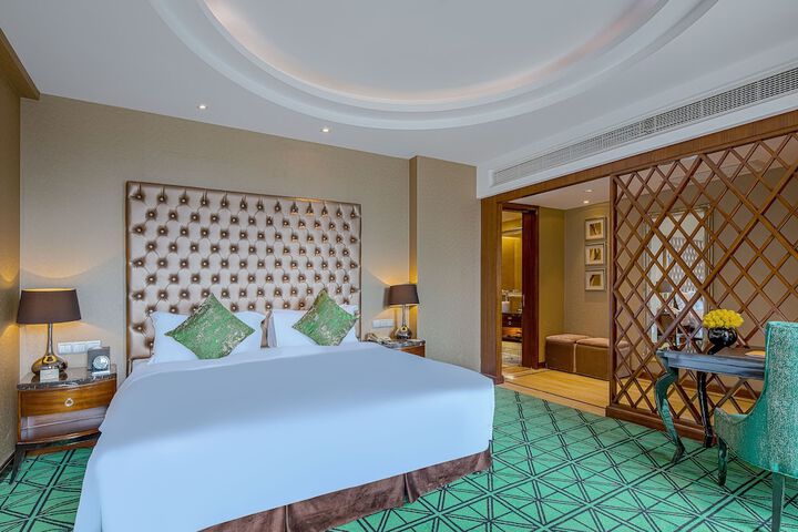 Room 20 of 118