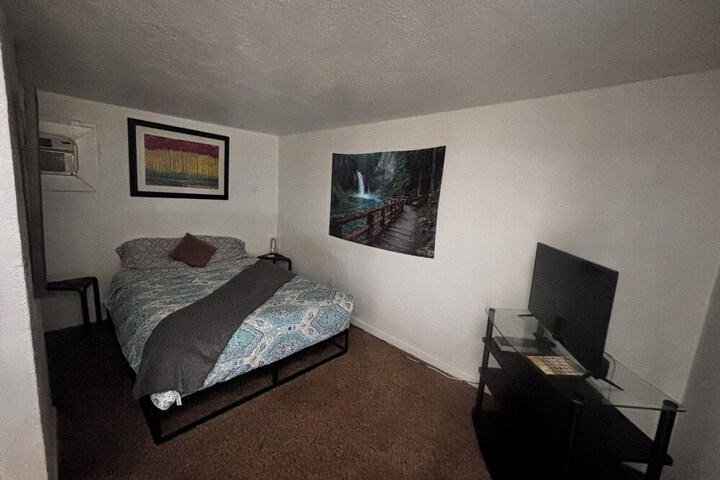 Room 10 of 22