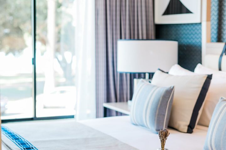 Room service - dining