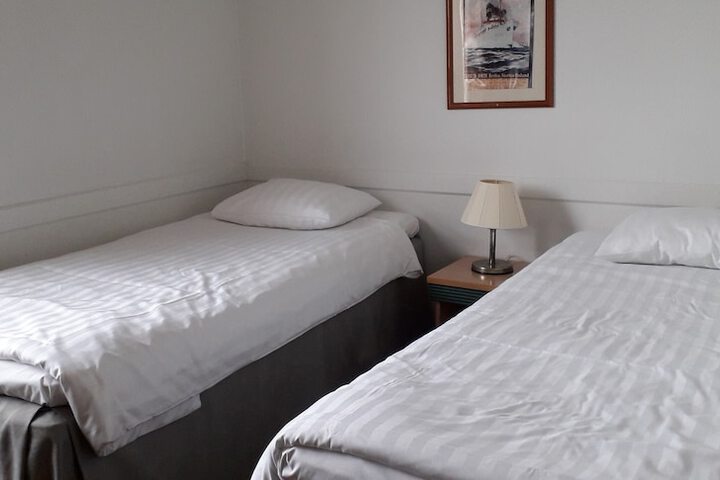 Room 11 of 44